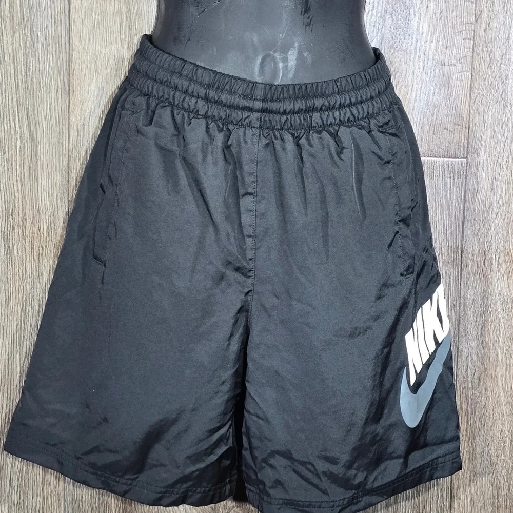 Nike Kids Black Athletic Shorts White‎ Logo Elastic Waist Activewear Large